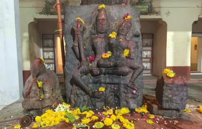 Statues Of Shiva Parvati, Ganesh, Kartikeya